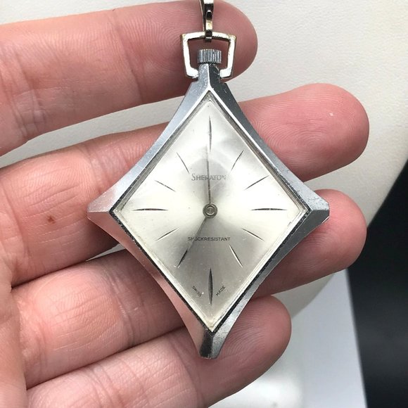 Vintage Sheraton Swiss Made Shock Resistant Mechanical Pendant Watch - Picture 4 of 9